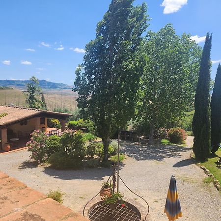 Agriturismo Lucertola Монтекатини-Валь-ди-Чечина Экстерьер фото